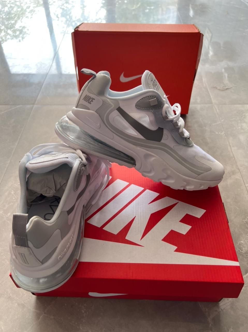 Branded React White Shoes Hot Selling Model