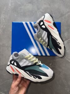 Yeezy Boost 700 Running Shoes – Stylish & Comfortable