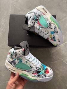 Branded Retro Wings Sneaker Hot Selling