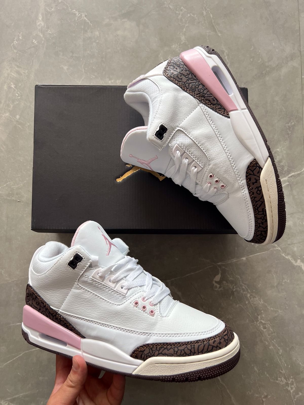 Retro Elephant Sneakers 3 Colors (1) Retro Elephant Sneakers 3 Colors