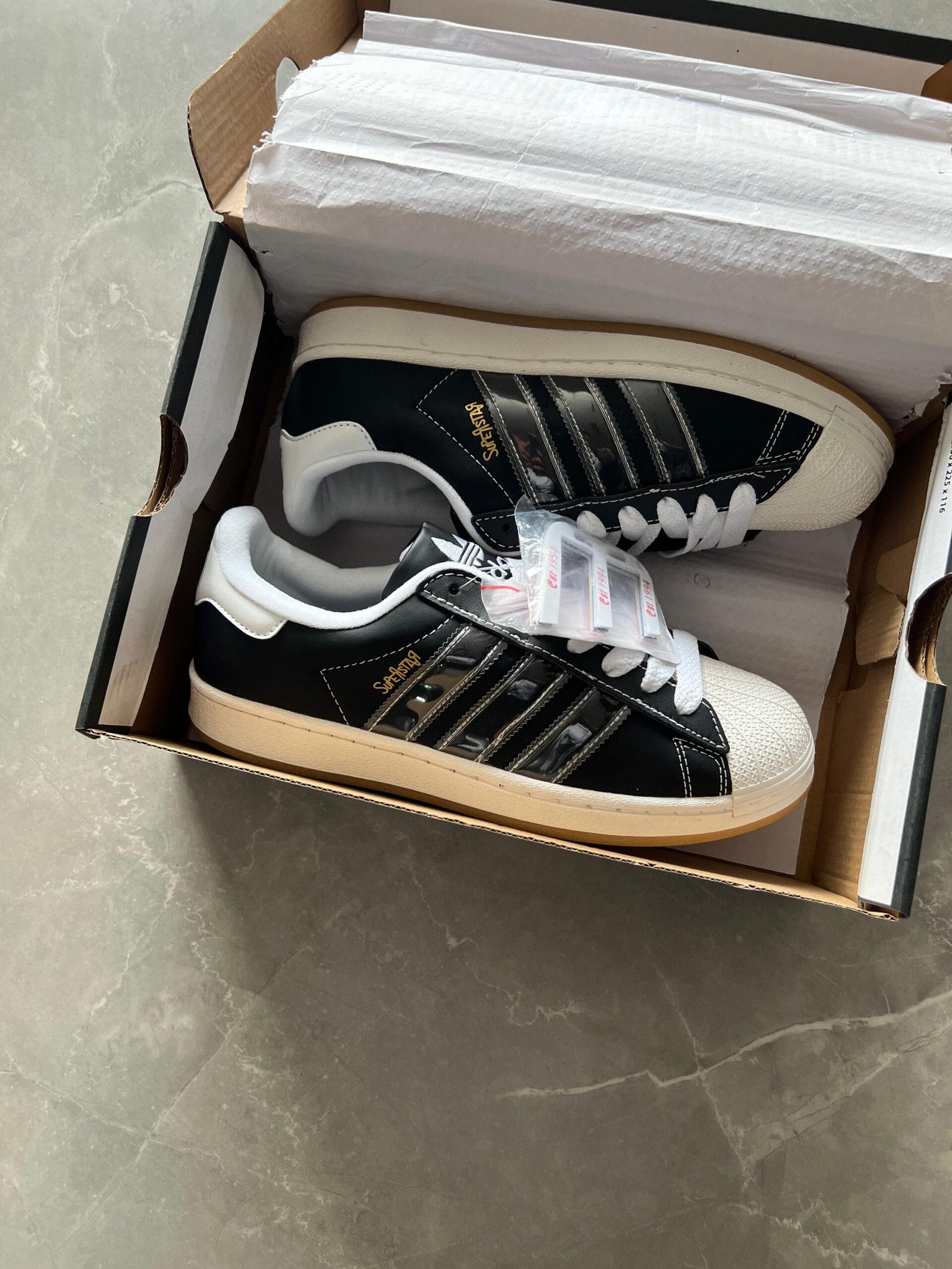 Men's Superstar Og Sneakers - 2 Color Options