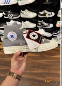 Chuck Taylor Hidden Heart Sneakers