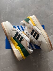 Exhibit Low Sneakers