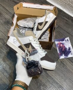 SB Dunk Low Elite Sneakers In Stock