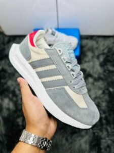 Retropy E5 Sneakers 8 Color Options