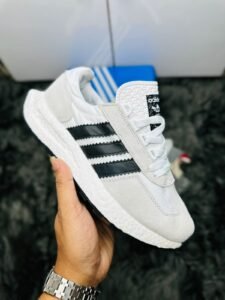 Retropy E5 Sneakers 8 Color Options