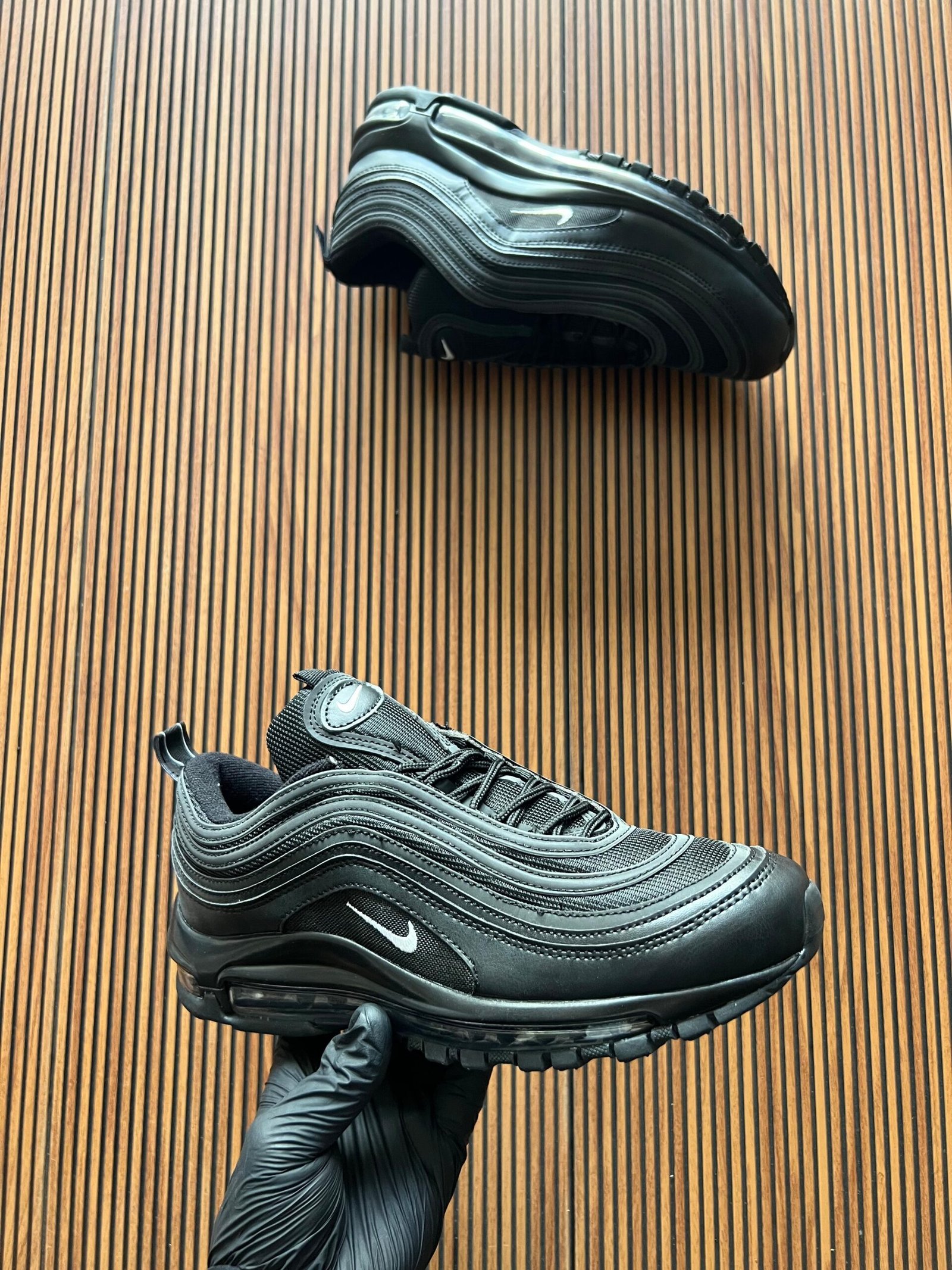 Airmax 97 Triple Black Sneakers Imported (1)