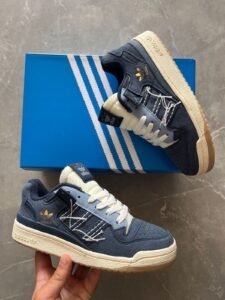 Forum Buckle Low Sneakers For Girls