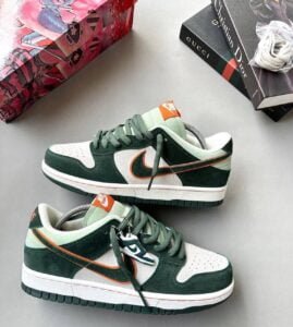 SB Dunk Low X Otomo Katsuhiro Shoes