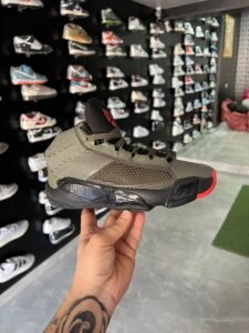 Retro 38 Sneakers For Boys 3 Color