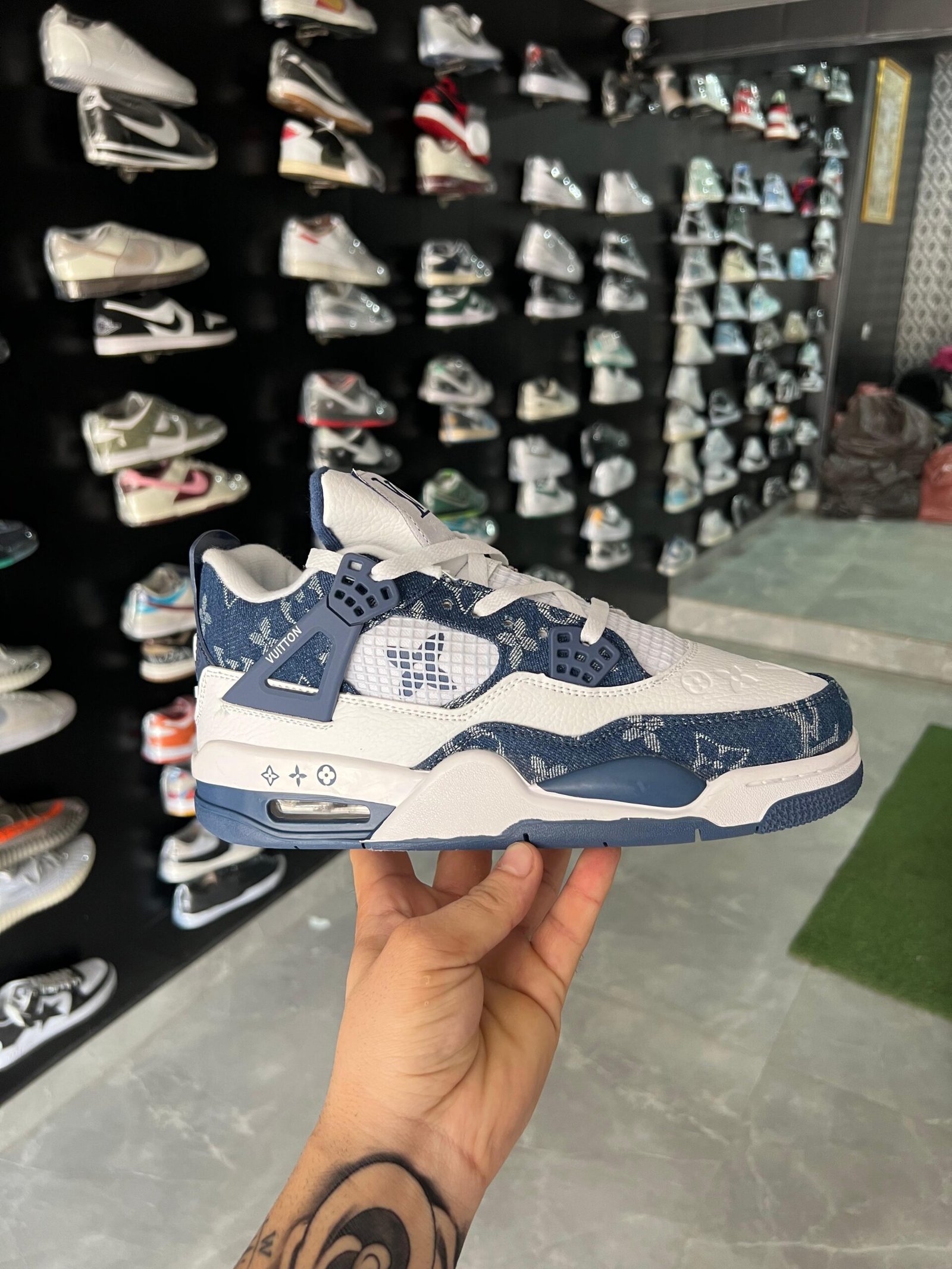 Retro 4 Lv Sneakers For Boys 4 Colors (5) Retro 4 Lv Sneakers For Boys 4 Colors