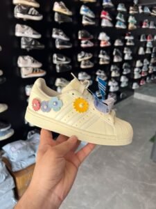 Superstar Floral Sand Sneakers For Girls