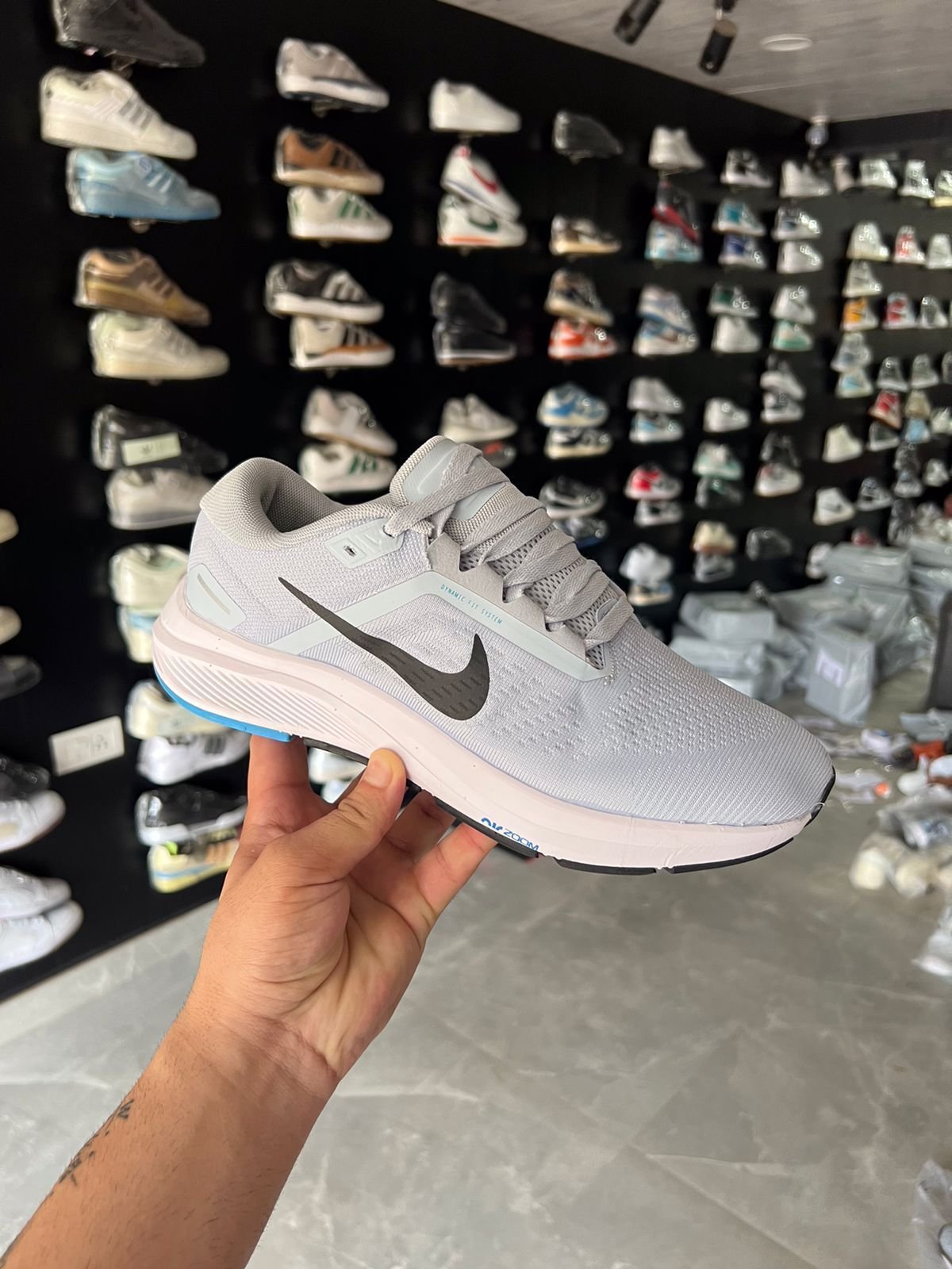 Zoom Structure 24 Gym Shoes 8 Colors