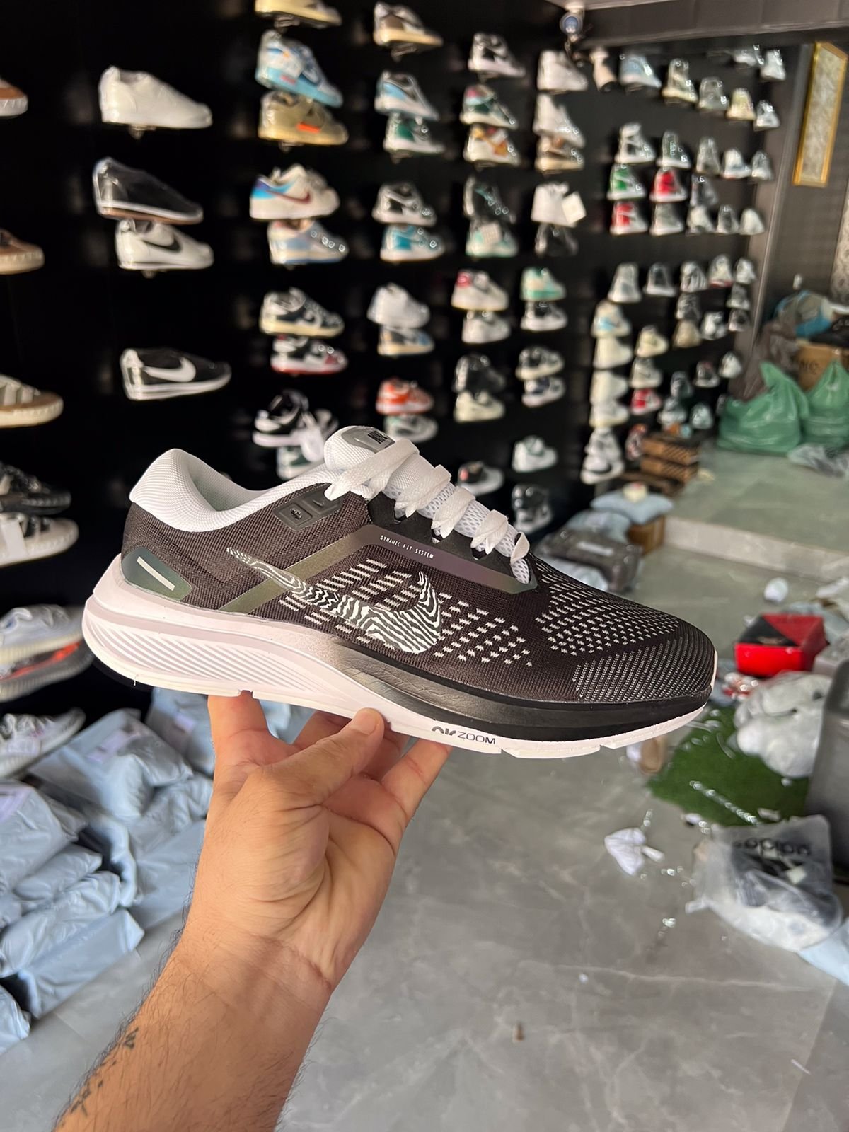 Zoom Structure 24 Gym Shoes 8 Colors