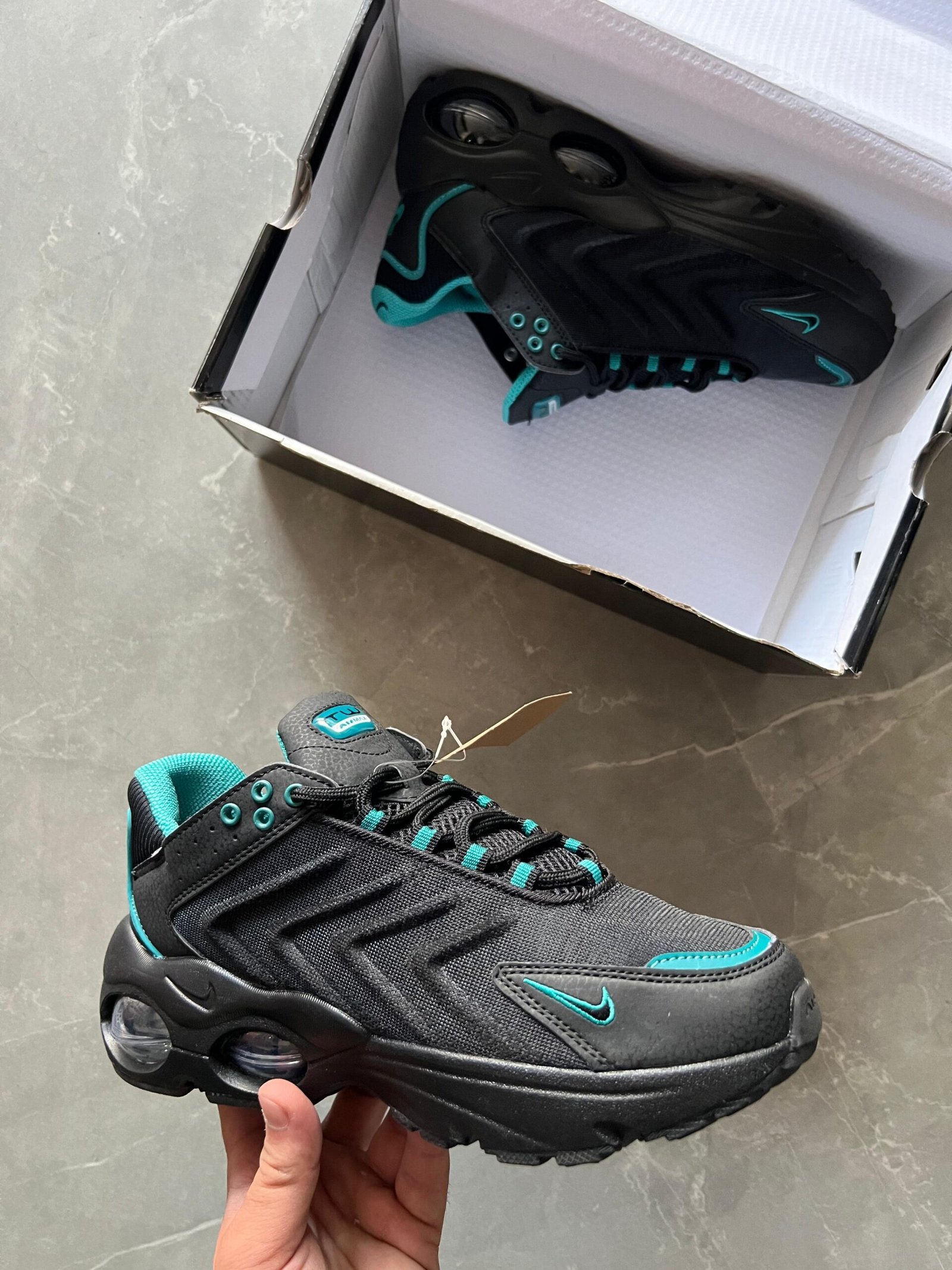 Airmax Tw One Racer Shoes 4 Colors