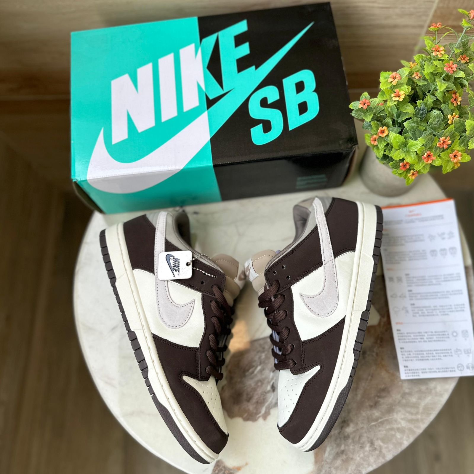 SB Dunk X Otomo Brown Chocolate Sneakers