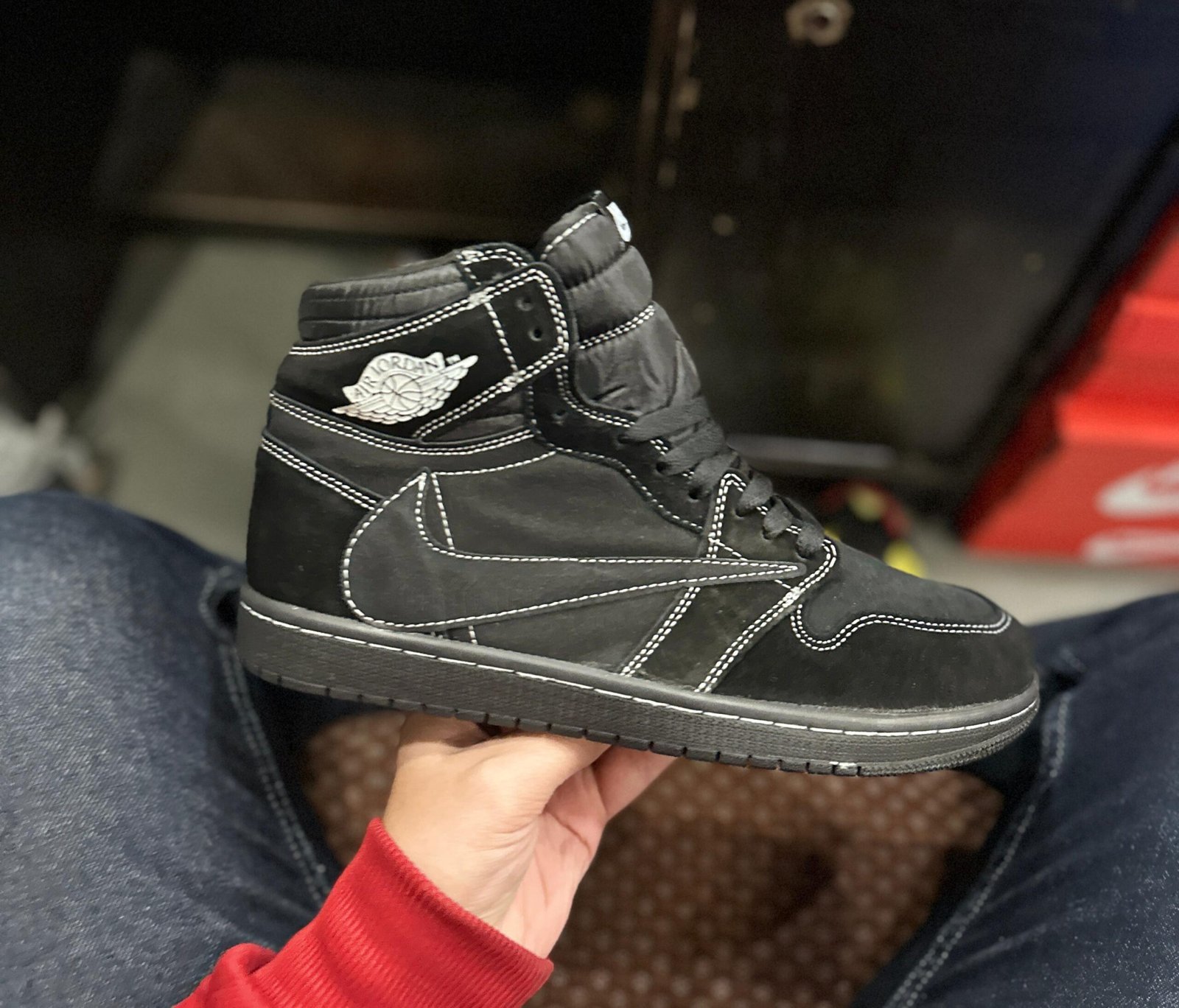 Retro One Black Mid Phantom Shoes (2) Retro One Black Mid Phantom Shoes