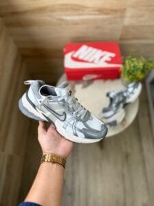 V2k Run Unisex Sneakers Limited Stock