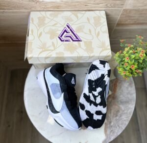 Zoom Freak 5 Oreo Sneakers For Boys