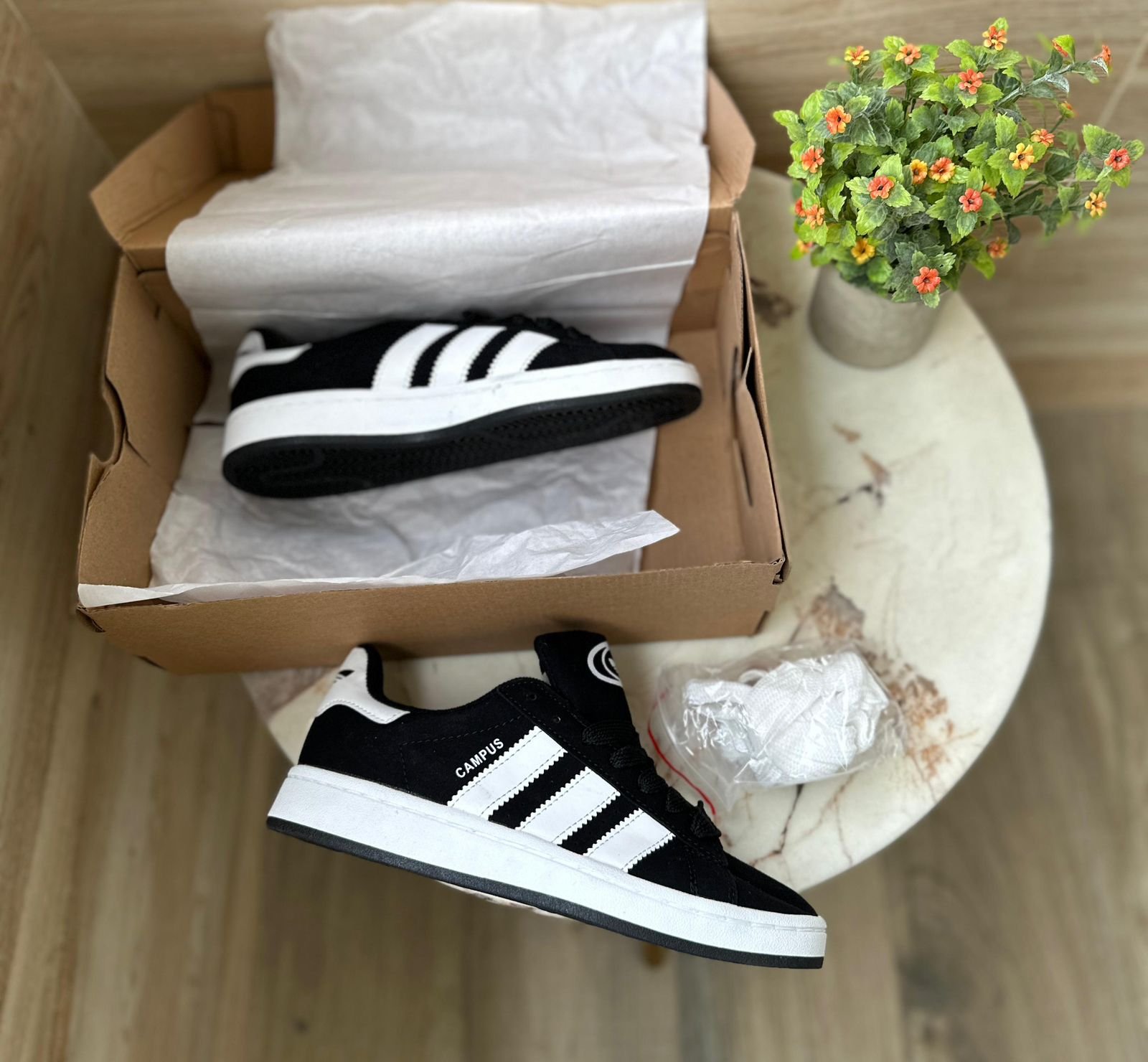 Campus 00s Sneakers For Boys & White