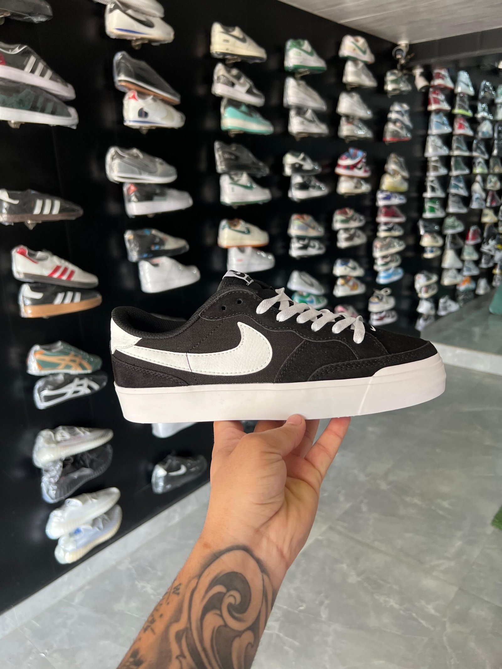 Blazer SB Sneakers For Boys 4 Colors