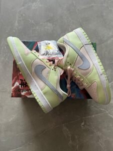 SB Dunk Lime Ice Sneakers For Boys