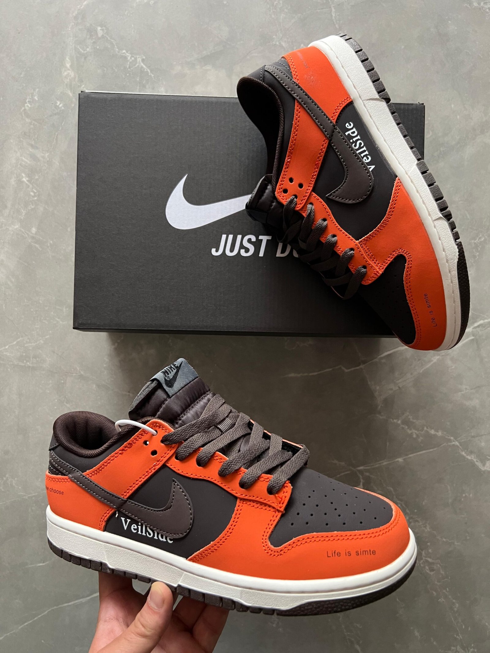 SB Dunk Veil Side Sneakers For Boys