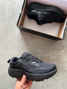 Hyperburst Carbon infused Sneakers