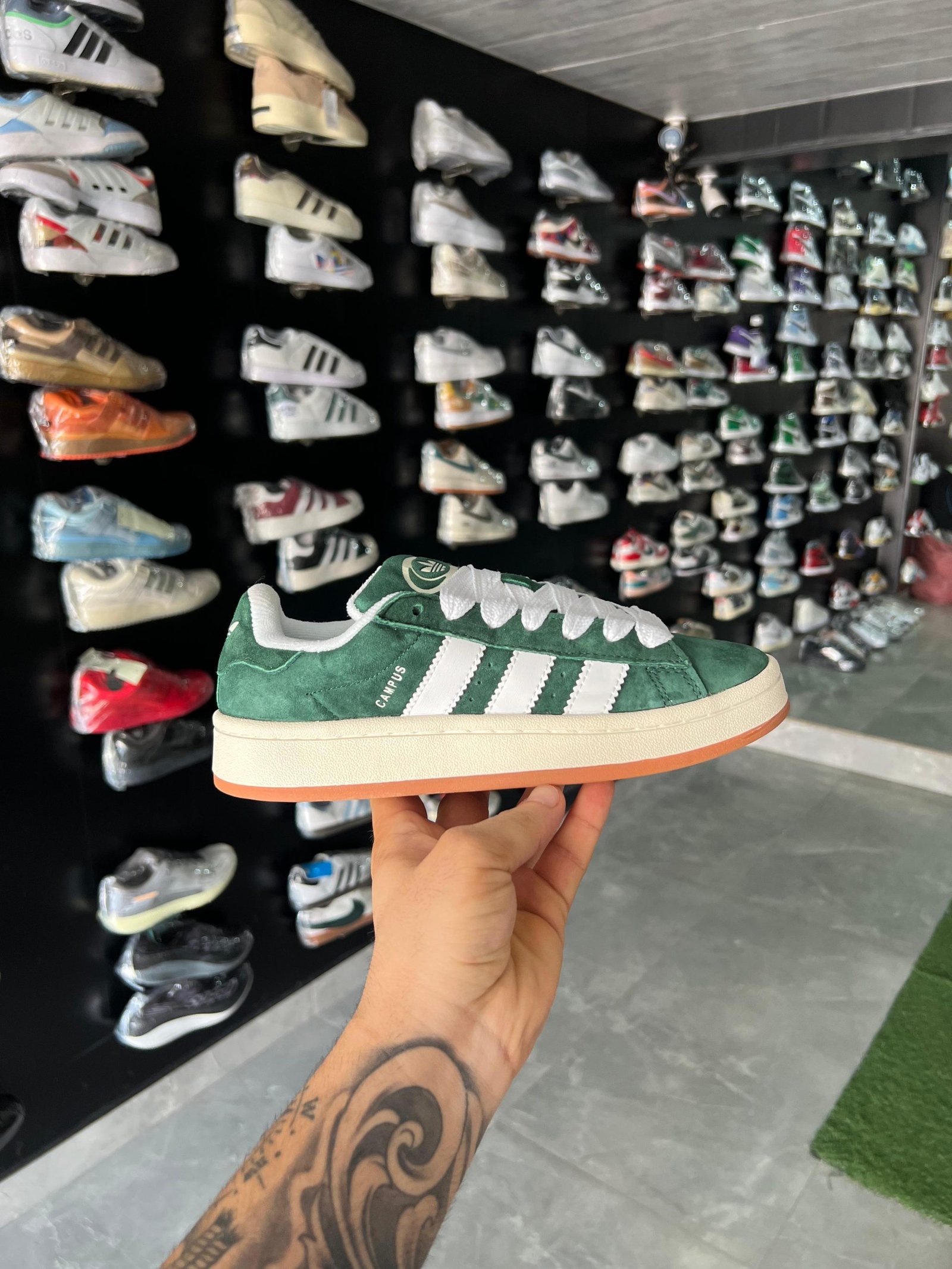 Campus Premium Quality Sneaker For Girls 2 Colors (2) Campus Premium Quality Sneaker For Girls 2 Colors