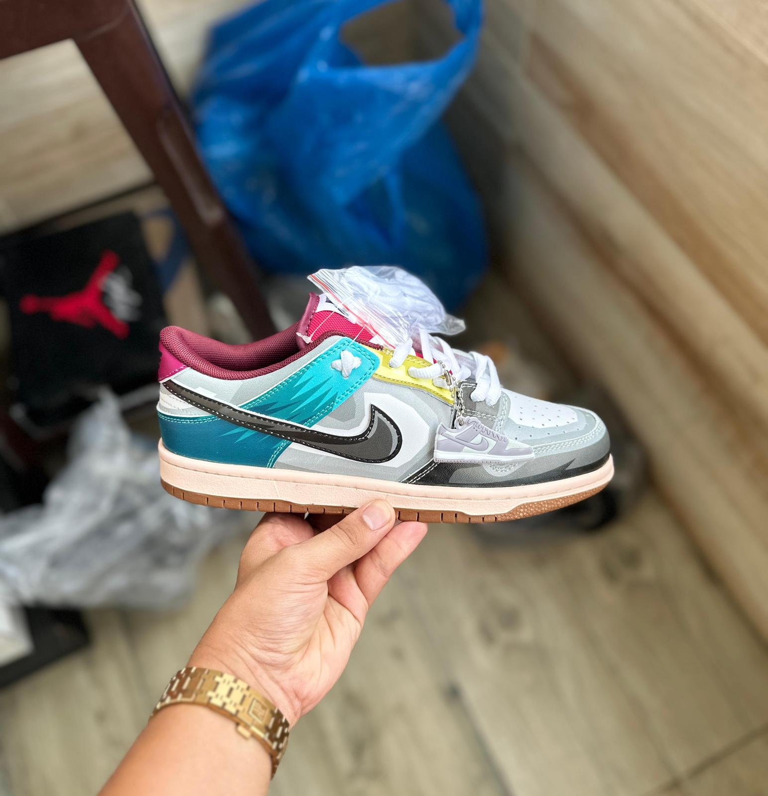 SB Dunk Gogetta Sneakers On Sale