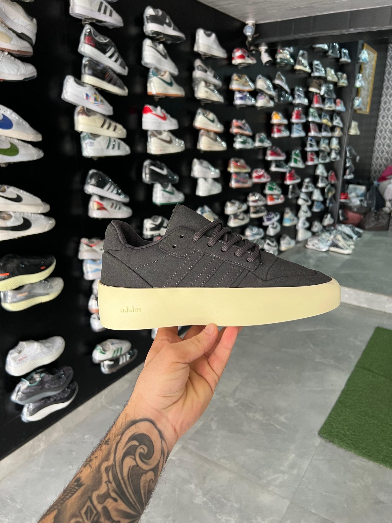 Fear Of God Low Sneakers For Boys 4 Color (5) Fear Of God Low Sneakers For Boys 4 Color