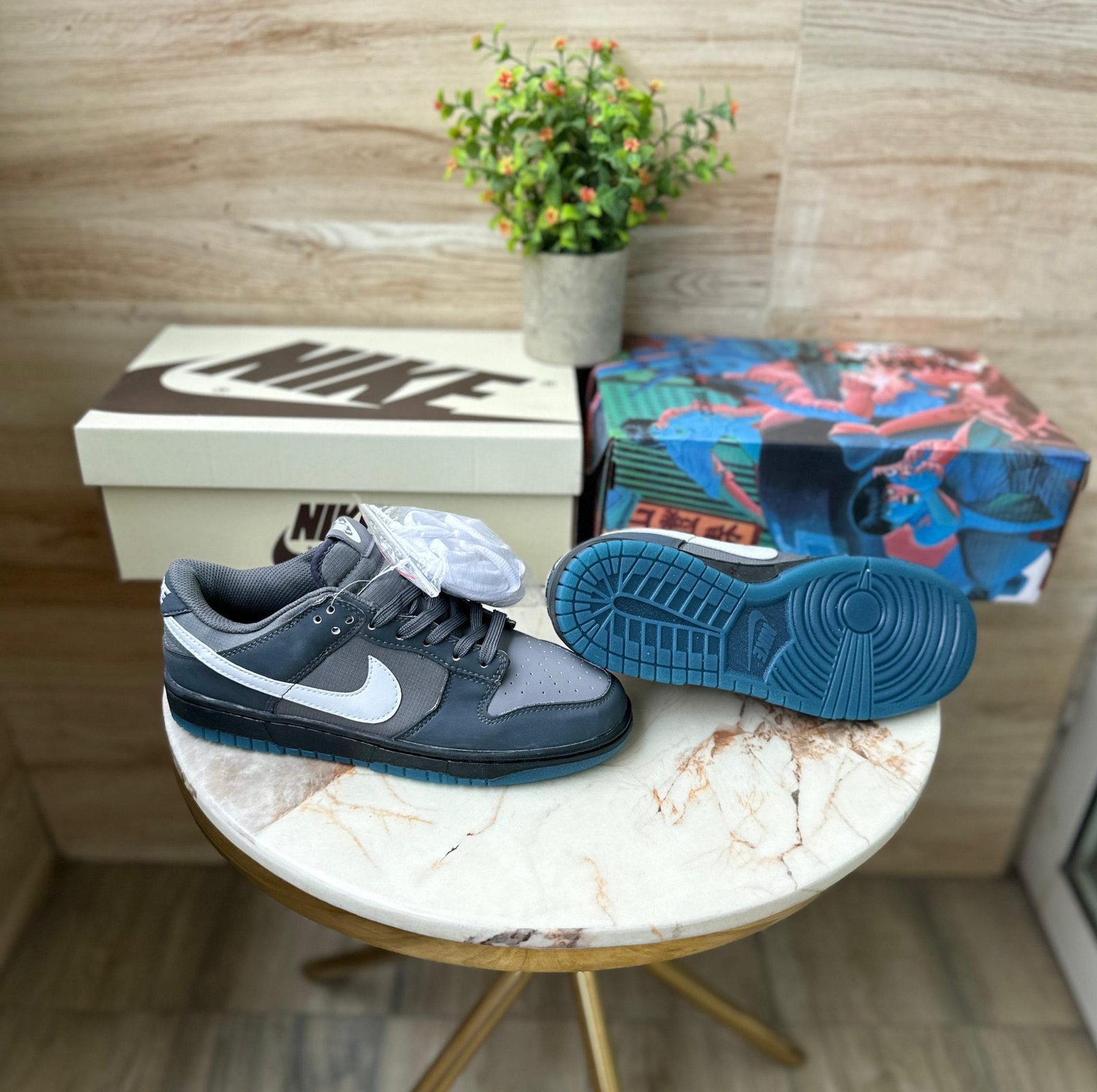 SB Dunk Low Anthracite Sneakers In Stock (2) SB Dunk Low Anthracite Sneakers In Stock