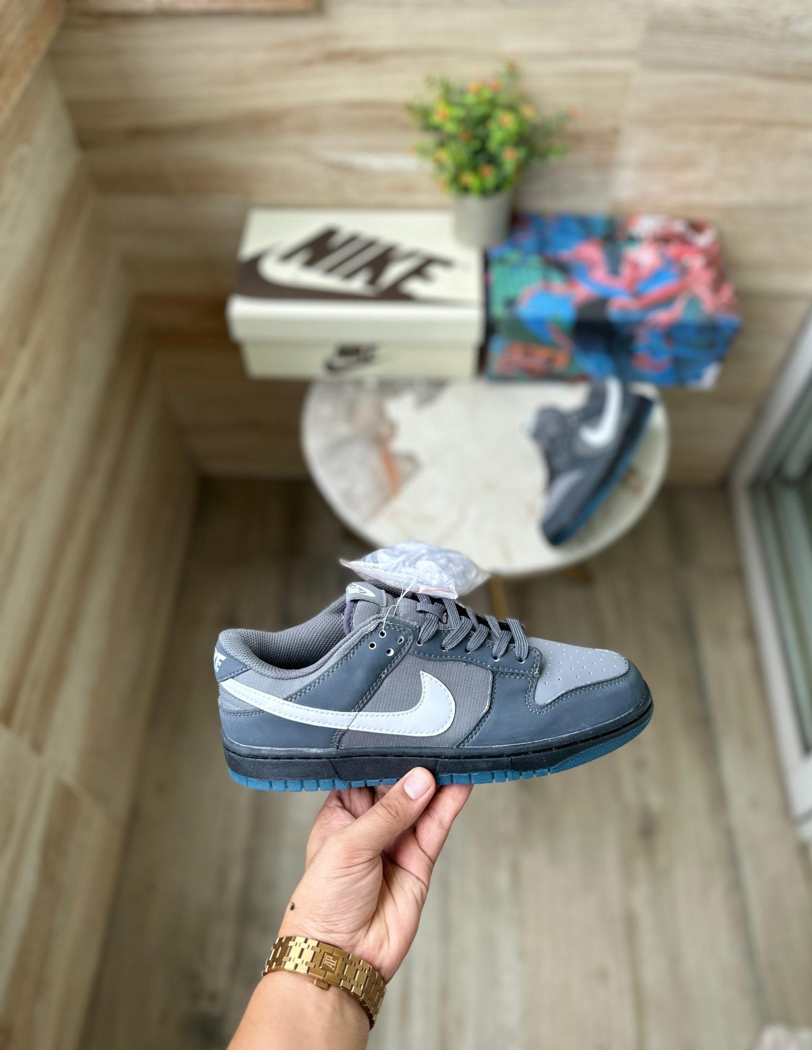 SB Dunk Low Anthracite Sneakers In Stock (3) SB Dunk Low Anthracite Sneakers In Stock