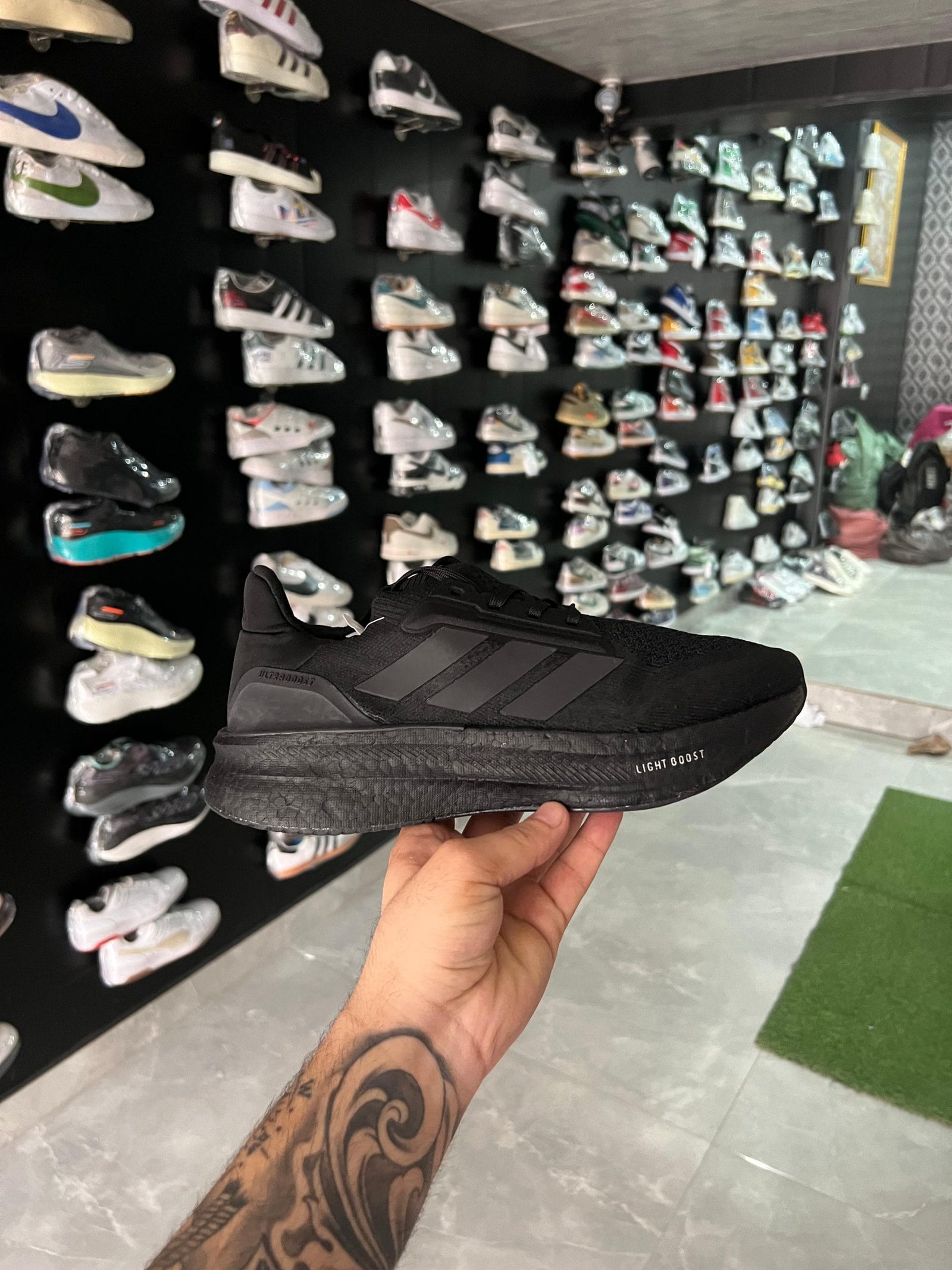 Boost 2024 Sneakers 6 New Colors In Stock (12) Boost 2024 Sneakers 6 New Colors In Stock