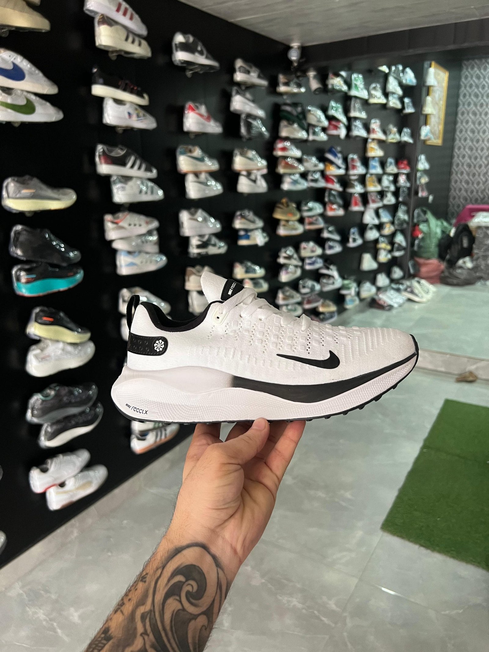 React Infinity Run 4 Sneakers 4 Colors