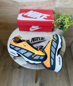 Sndr Canyon Gold Sneakers On Sale