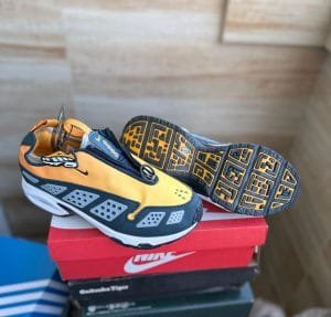 Sndr Canyon Gold Sneakers On Sale