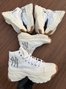 Mlb Chunky High Mono Sneakers For Boys (1)