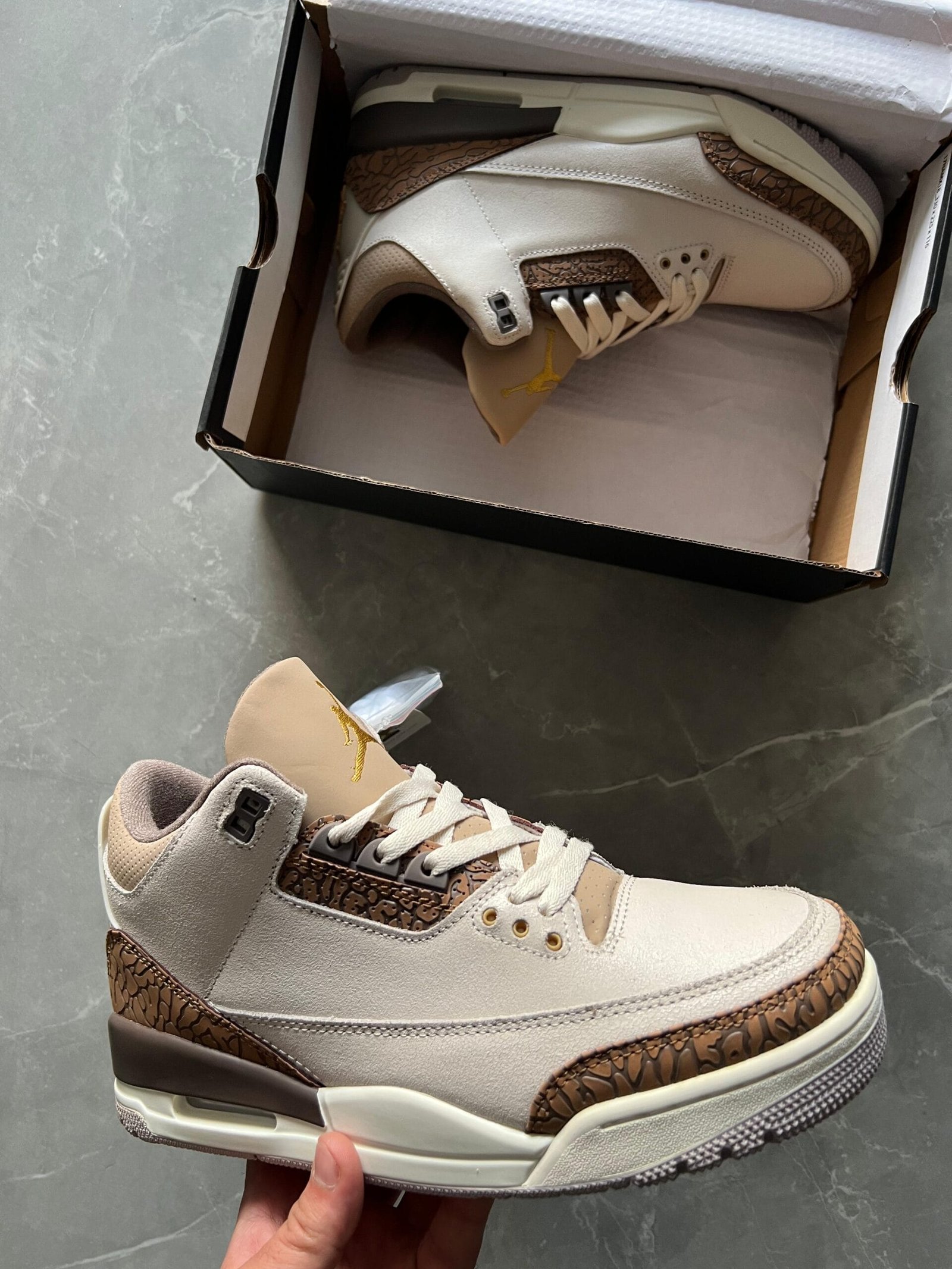 Retro 3 Palomino Sneaker Limited Stock (1) Retro 3 Palomino Sneaker Limited Stock