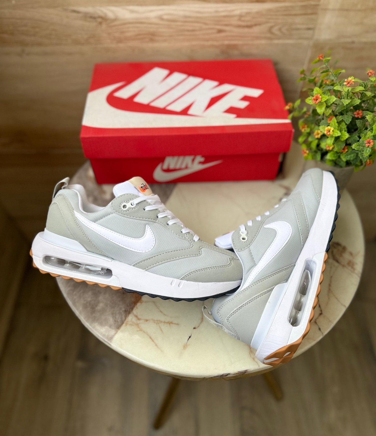 Airmax 1 Se Dawn Grey Sneakers On Sale