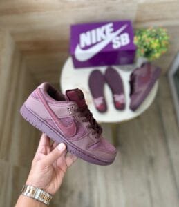 Dunk Burgundy Crush Sneakers On Sale (3)