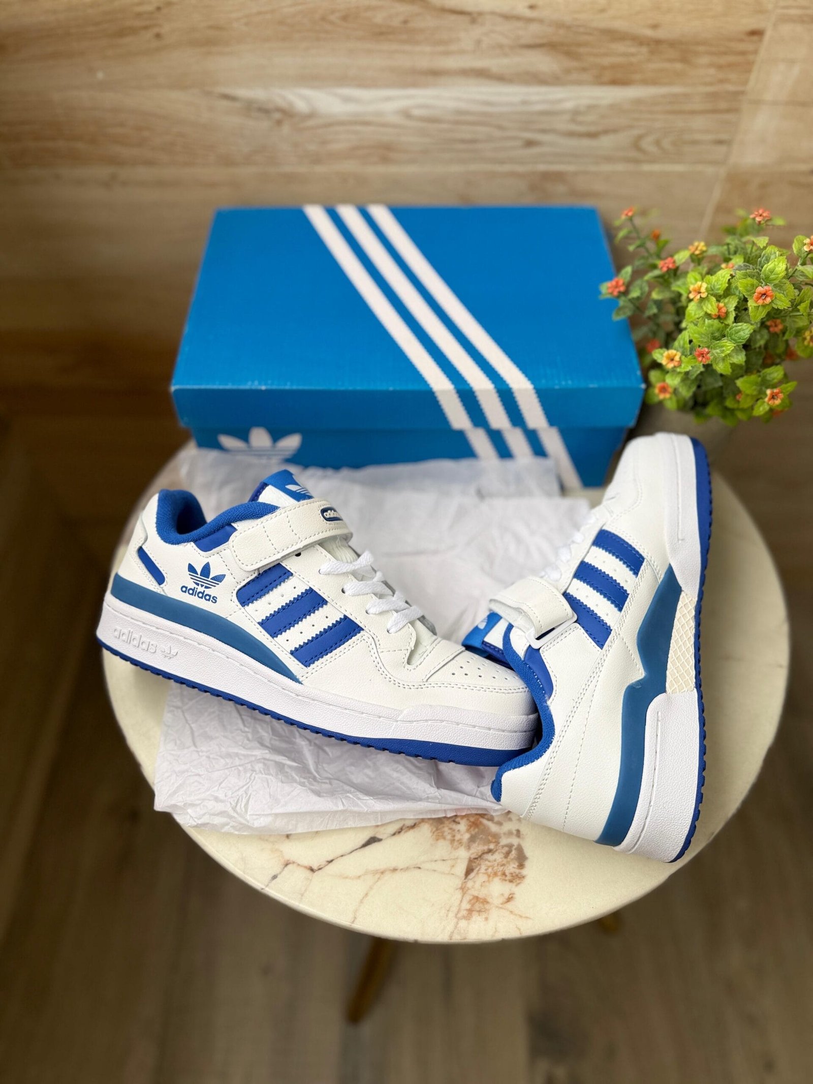 Forum 84 Bluewhite On Sale