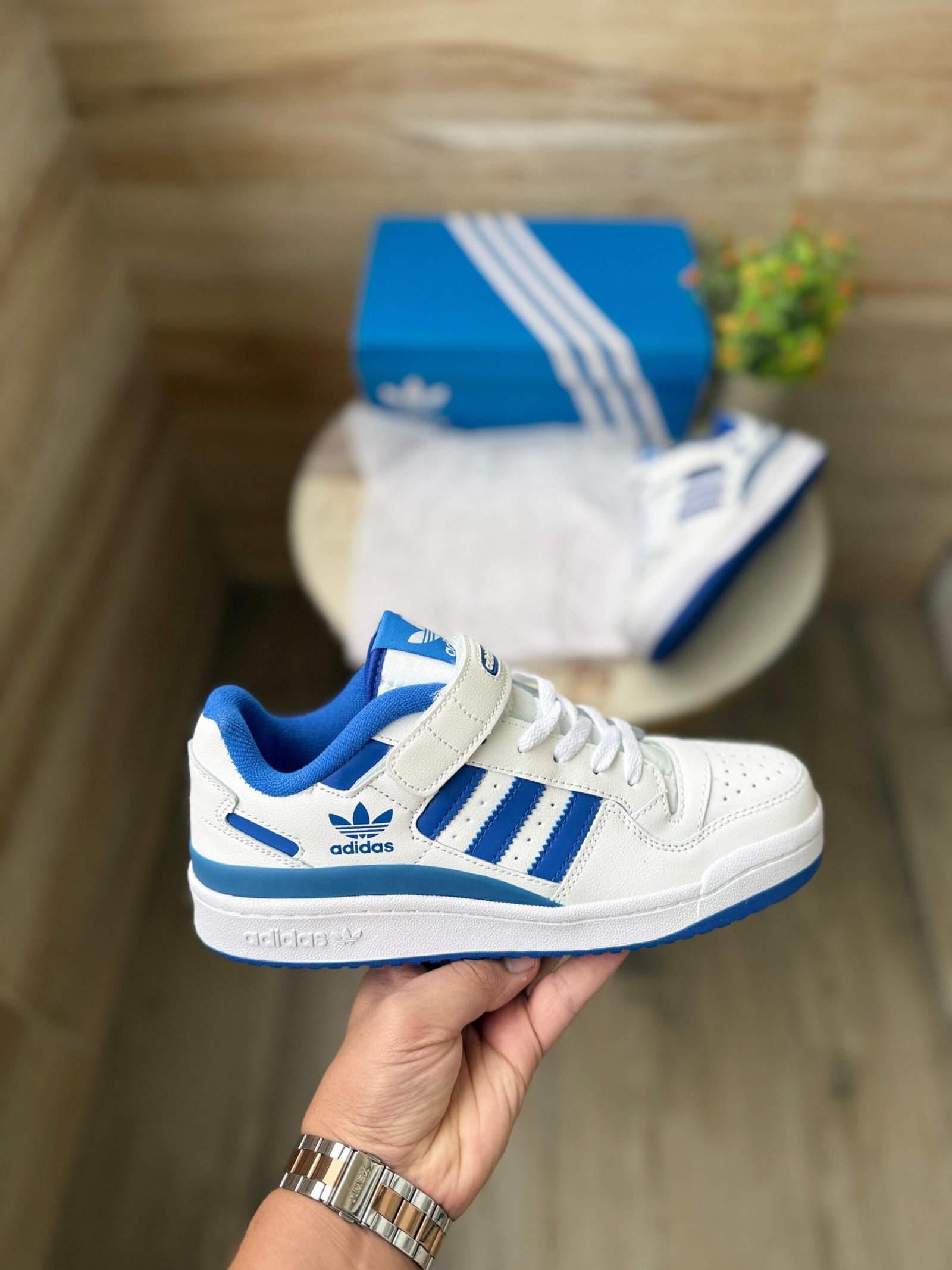 Forum 84 Bluewhite On Sale