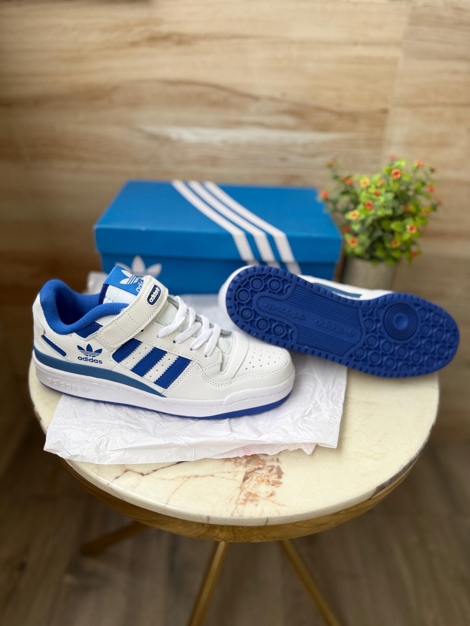 Forum 84 Bluewhite On Sale