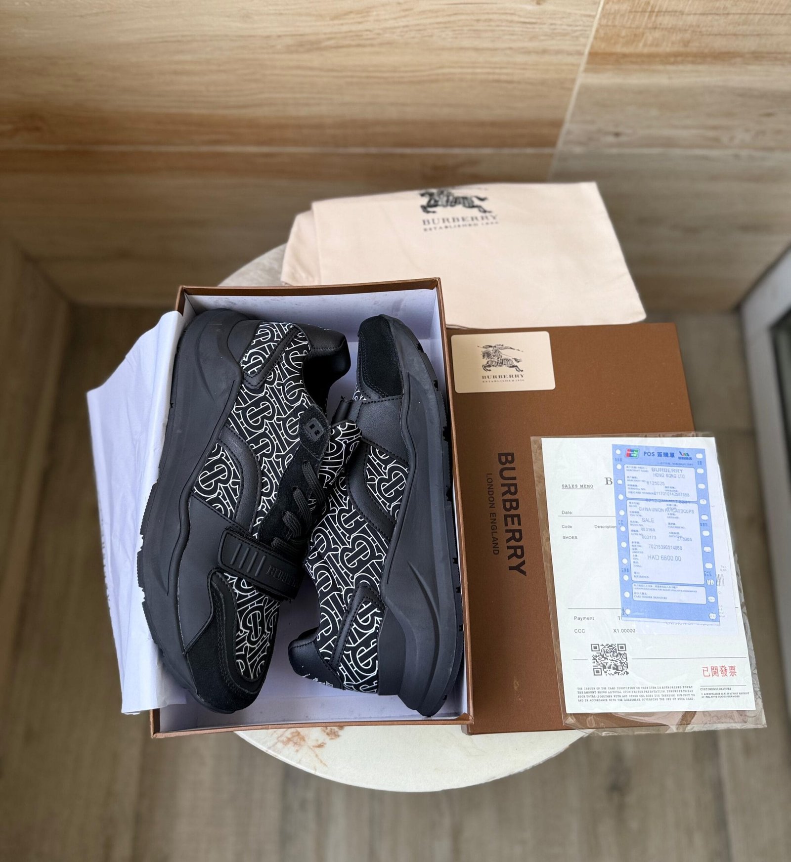 Luxury Brand Imported Sneakers For Boys (2) Luxury Brand Imported Sneakers For Boys