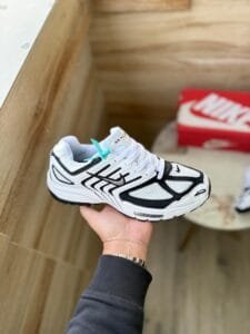 Pegasus 2k5 Metallic Silver White Sneakers