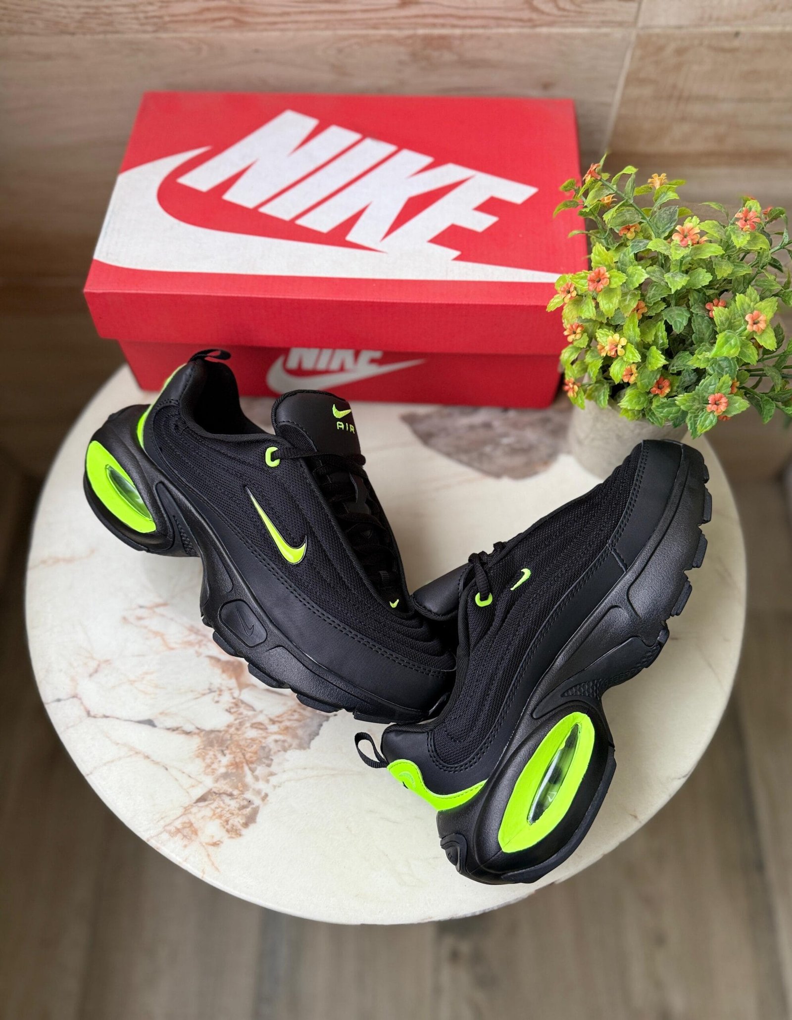 Portal Trainers Black Green Sneakers For Boys