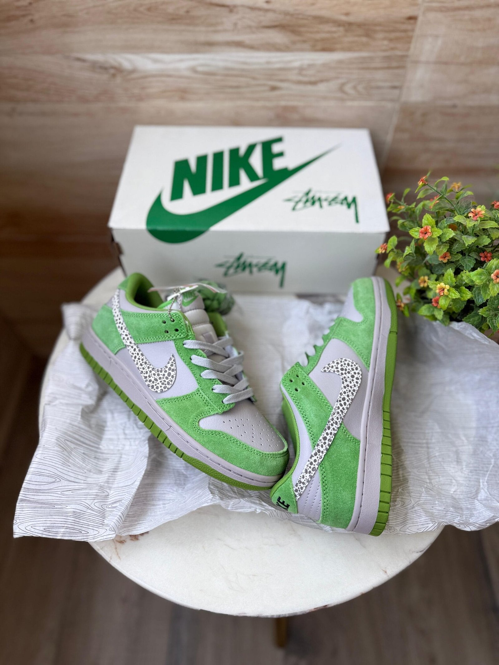 Sb Dunk Chlorophyll 2025 Sneakers (2) Sb Dunk Chlorophyll 2025 Sneakers