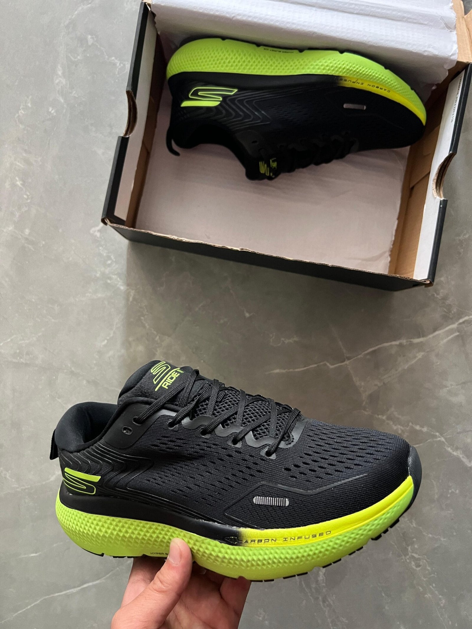 Carbon Infused Ride 11 Sneaker For Boys 4 Colors