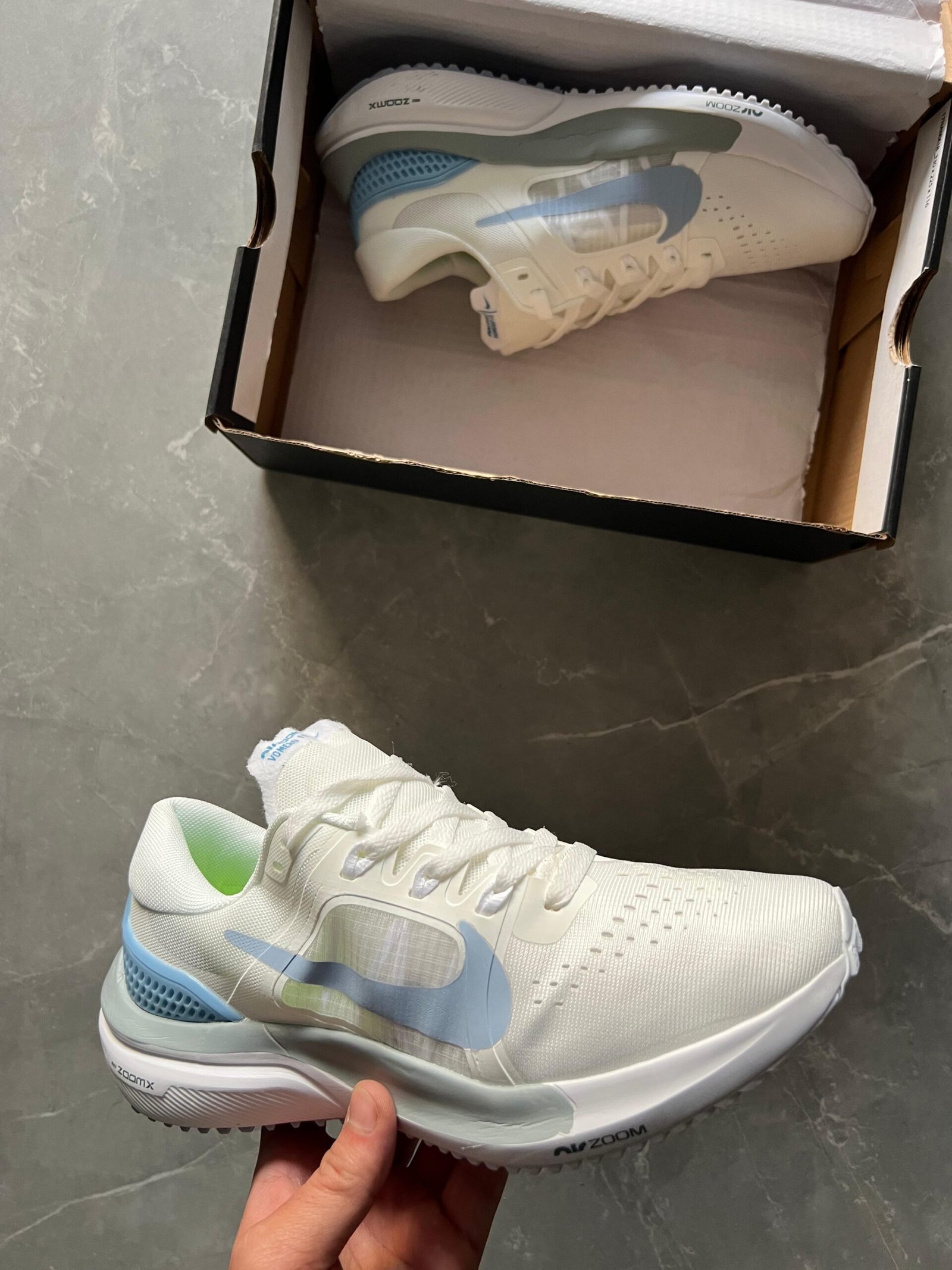 Imported Vomero Sneakers New Color (2)